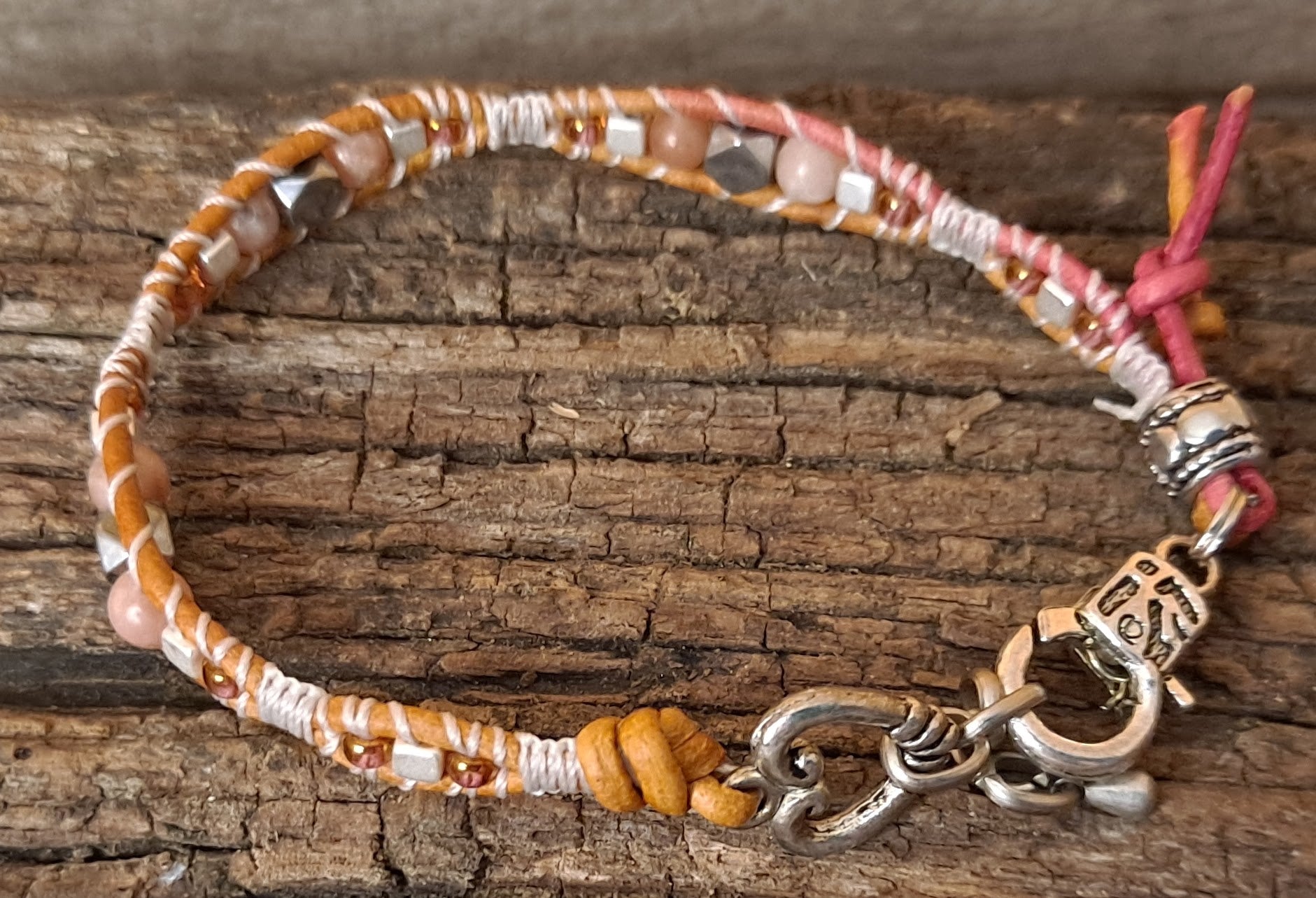 Bracelet Handmade, Single Wrap Leather Bracelet, Agate Beads (J78)