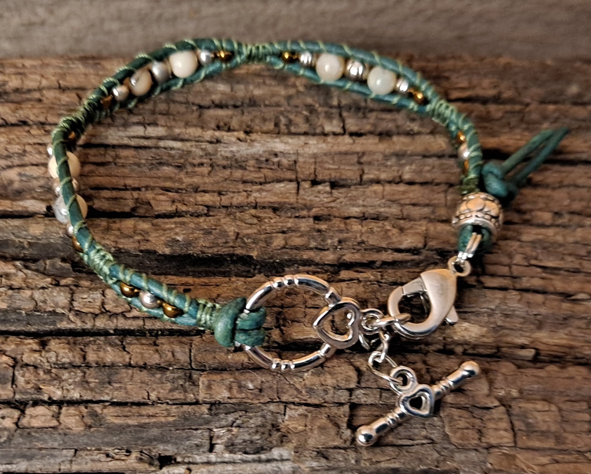 Bracelet Handmade, Single Wrap Leather Bracelet, Opal Beads (J51)