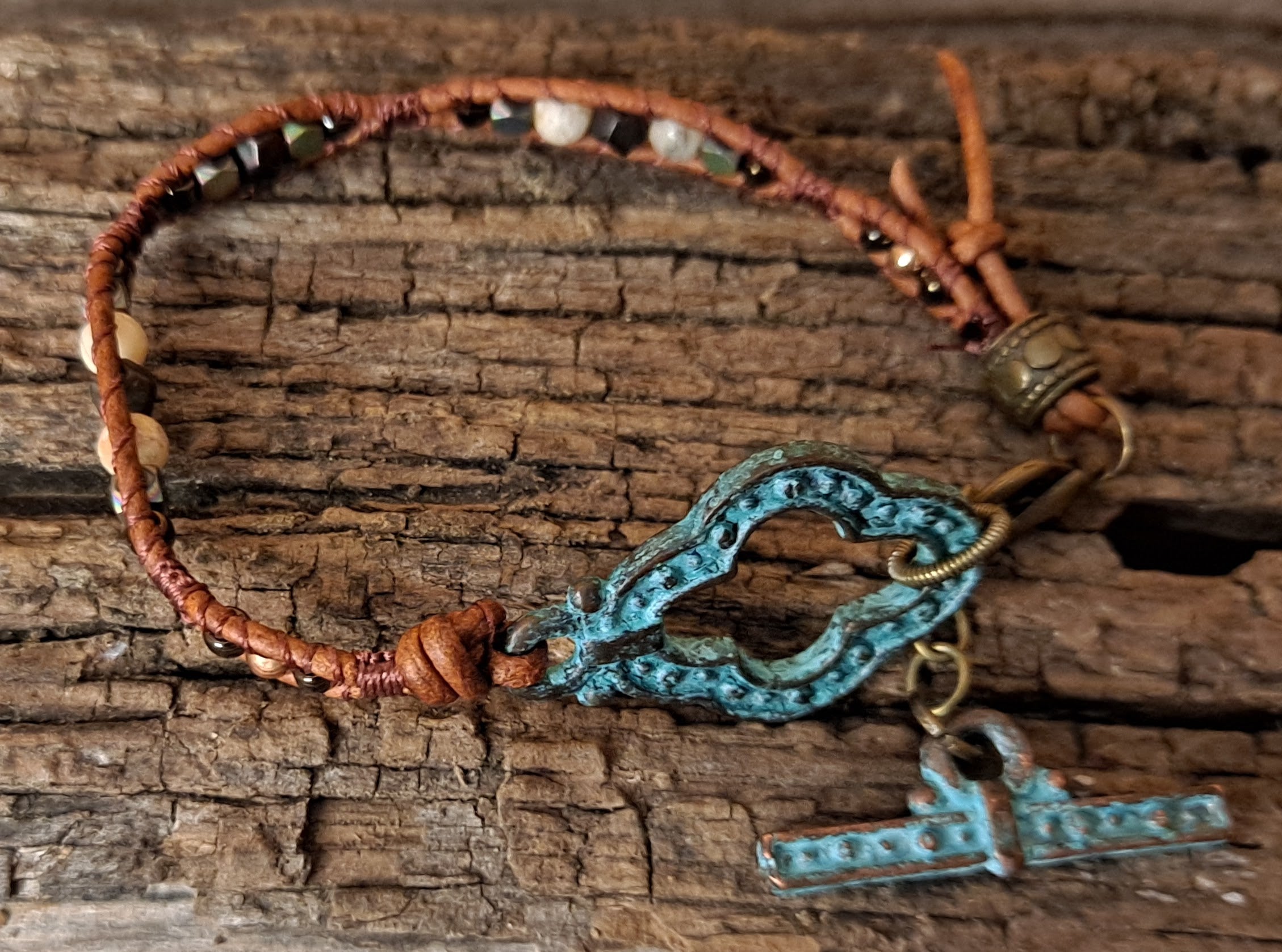 Bracelet Handmade, Single Wrap Leather Bracelet, Opal Beads (J48)