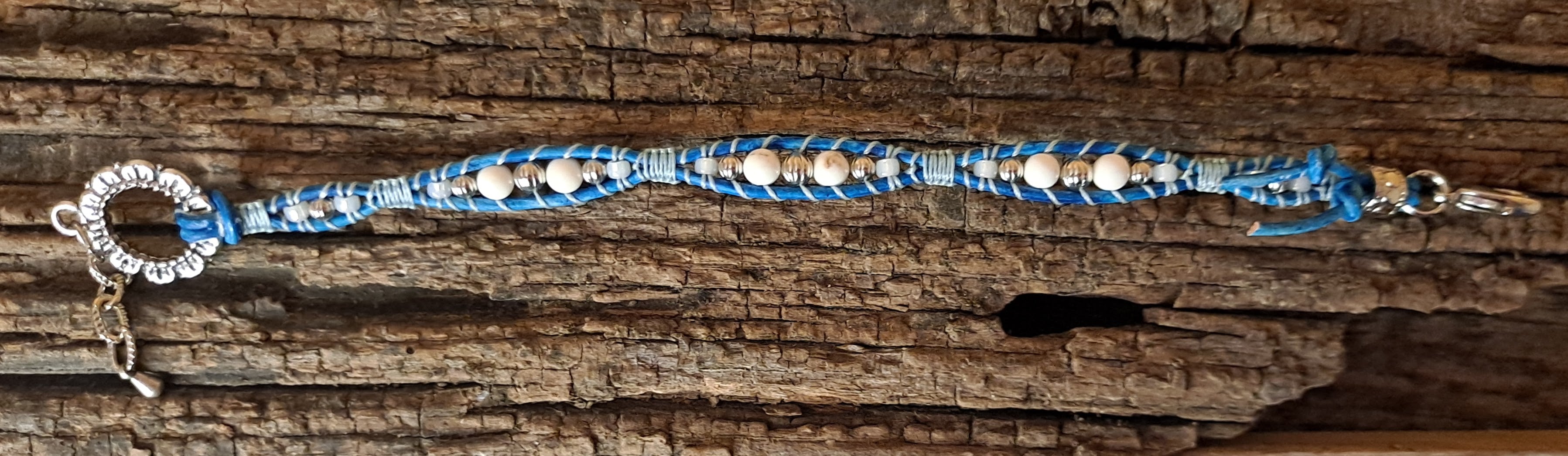 Bracelet Handmade, Single Wrap Leather Bracelet, Magnesite Beads (J89)