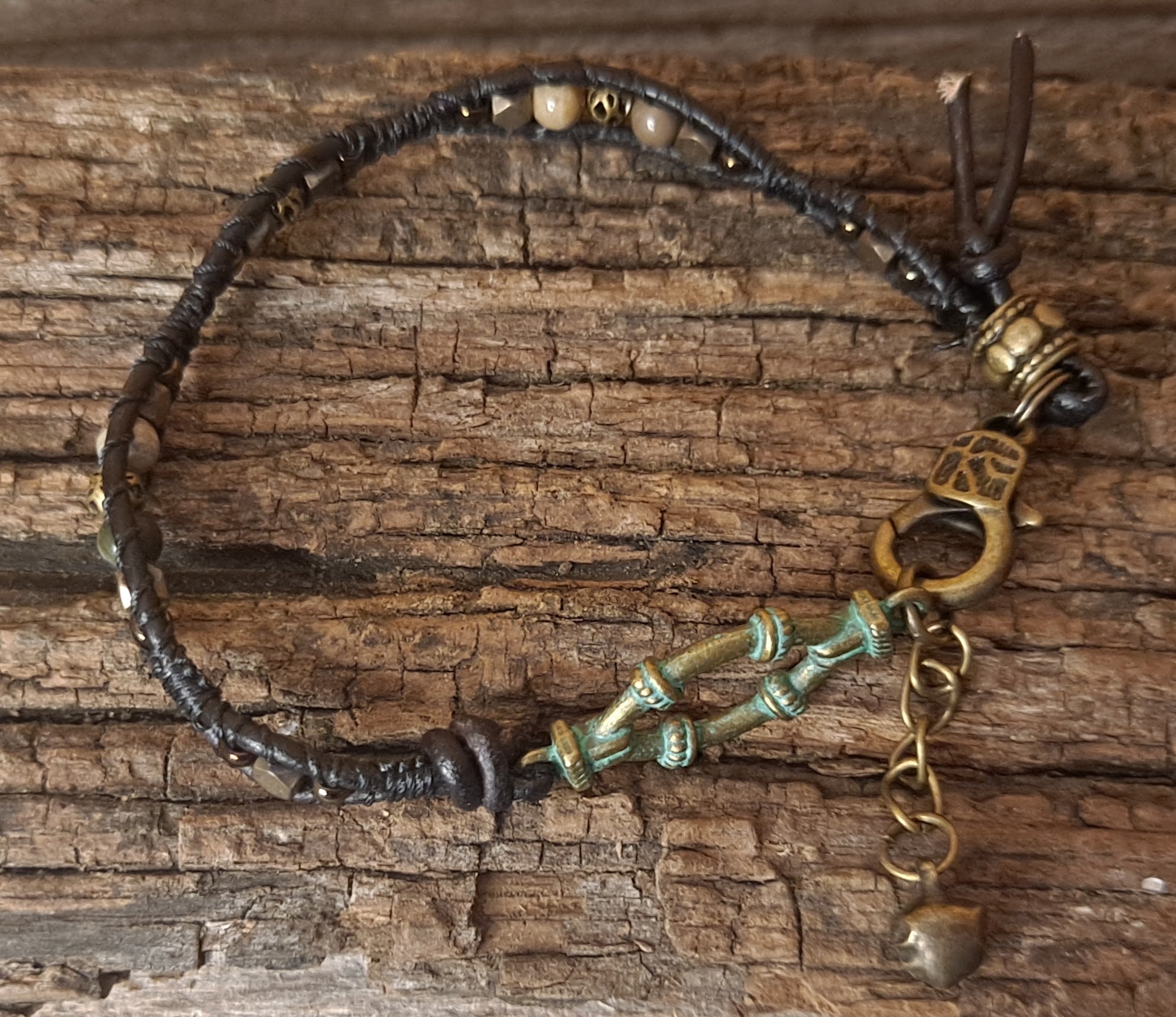 Bracelet Handmade, Single Wrap Leather Bracelet, Agate Beads (J44)