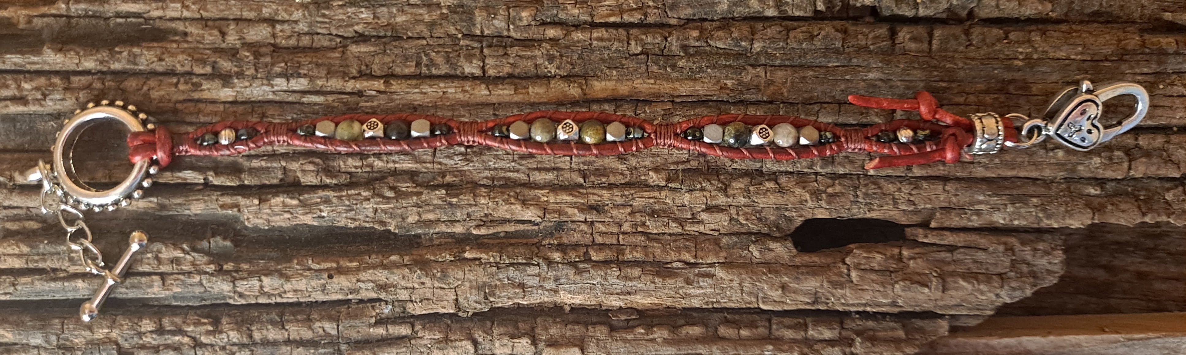 Bracelet Handmade, Single Wrap Leather Bracelet, Agate Beads (J46)