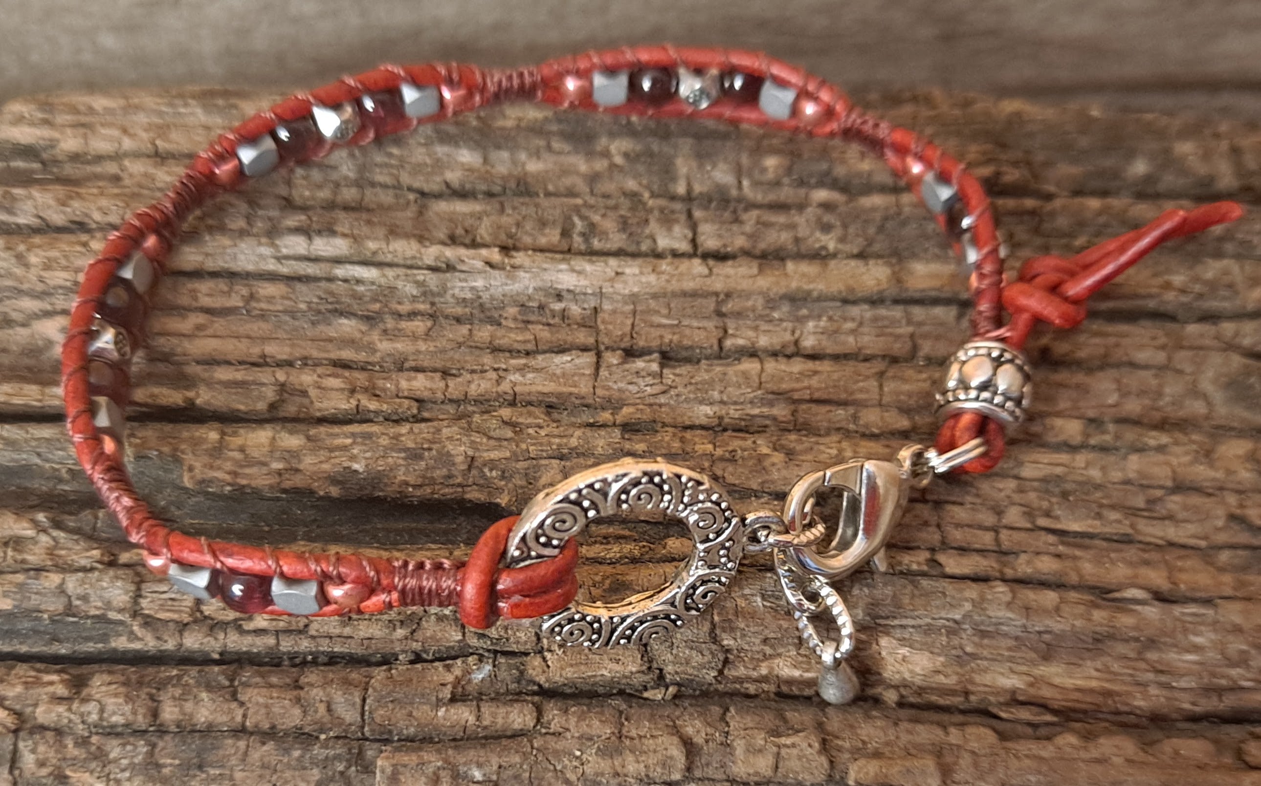 Bracelet Handmade, Single Wrap Leather Bracelet, Rhodolite Beads (G4)