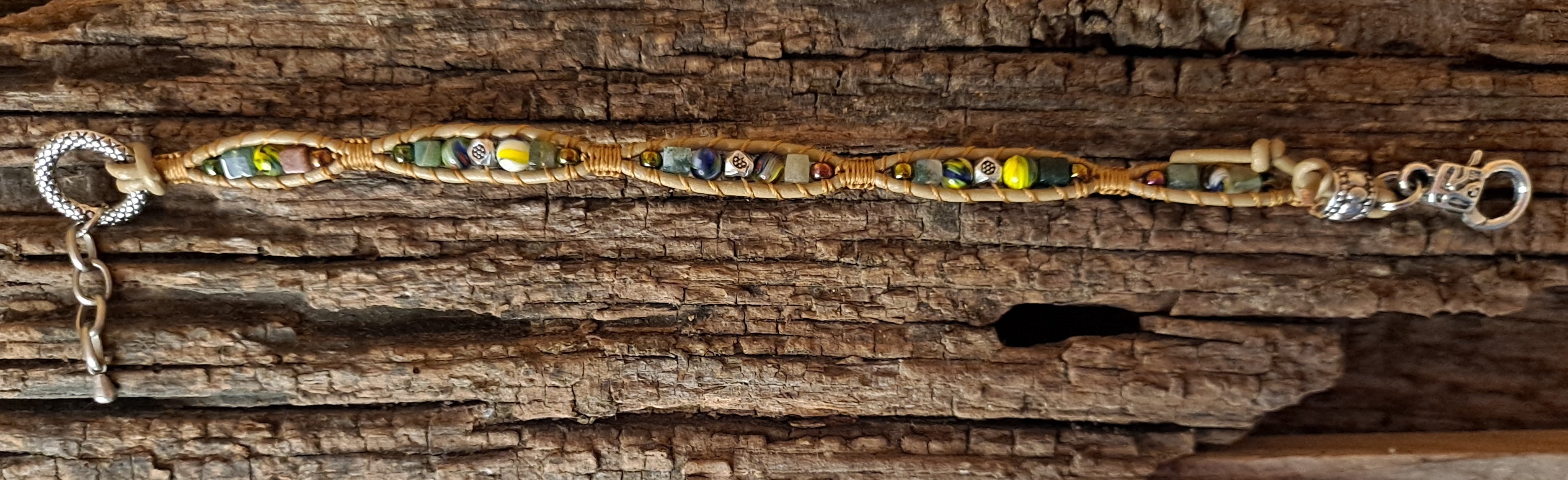 Bracelet Handmade, Single Wrap Leather Bracelet, Glass Beads (J91)