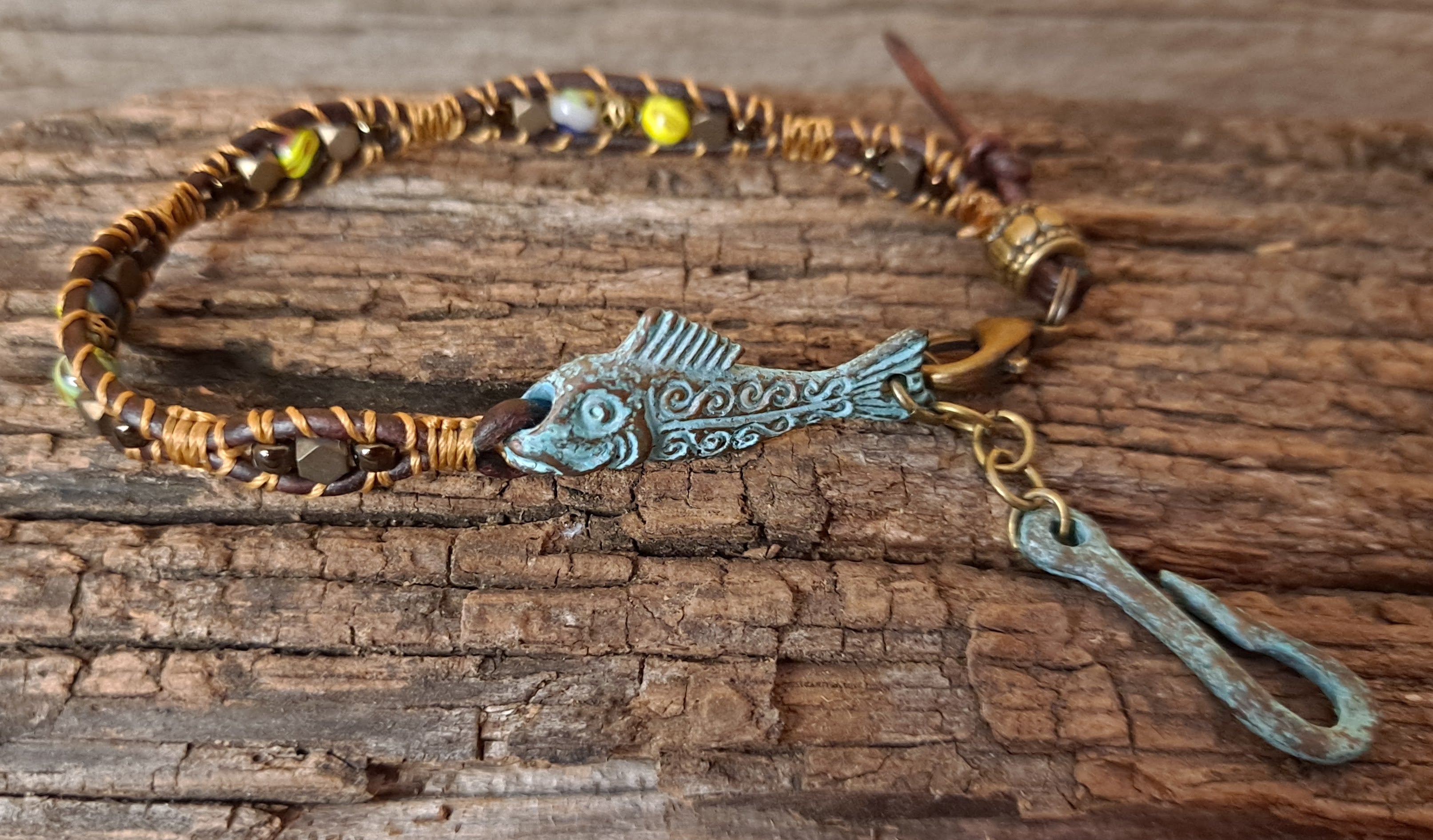 Bracelet Handmade, Single Wrap Leather Bracelet, Glass Beads (J56)