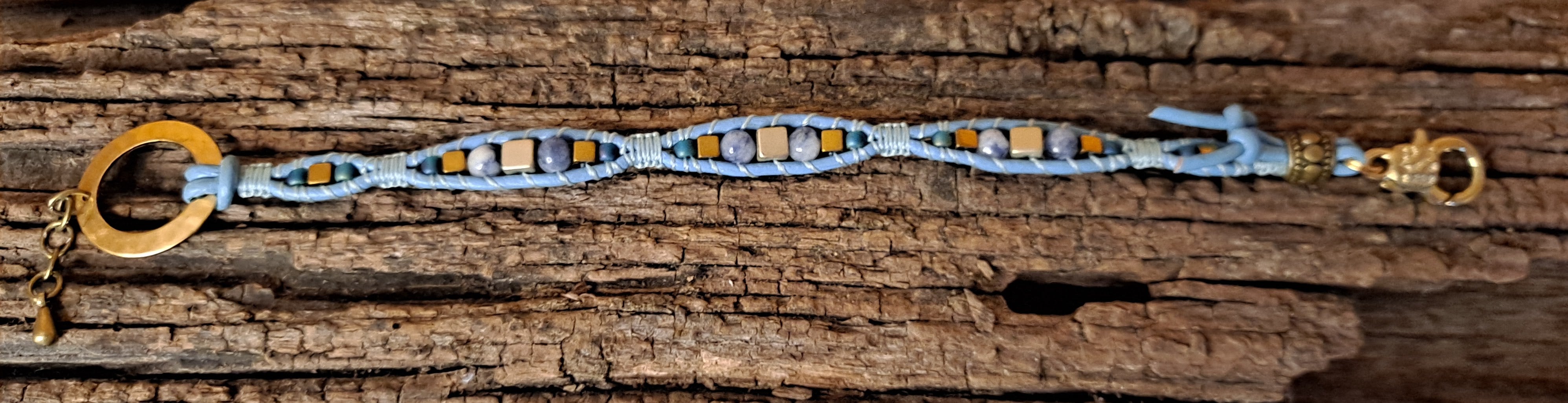 Bracelet Handmade, Single Wrap Leather Bracelet, Sodalite Beads (D45)