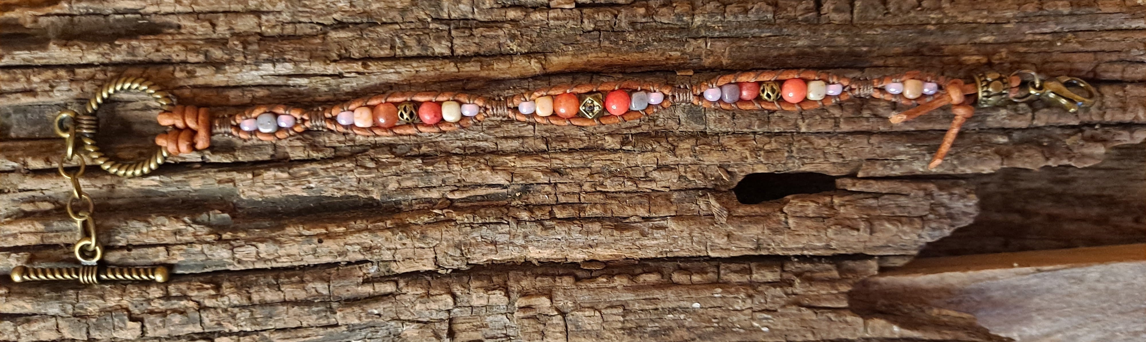 Bracelet Handmade, Single Wrap Leather Bracelet, Quartzite Beads (EM58)