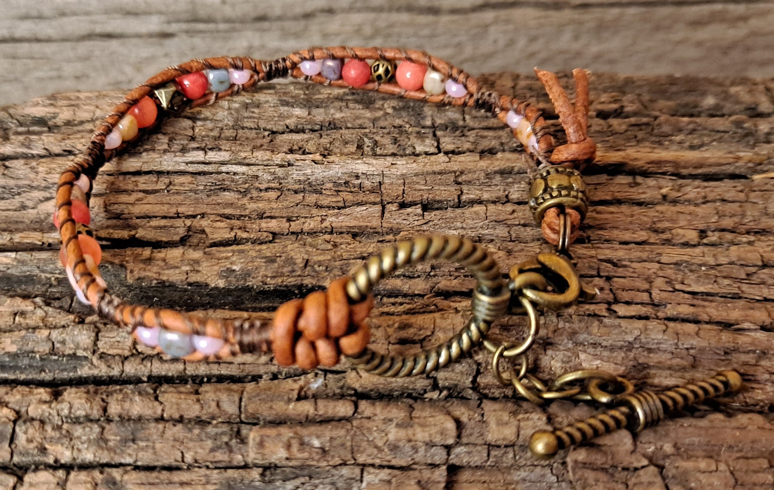 Bracelet Handmade, Single Wrap Leather Bracelet, Quartzite Beads (EM58)