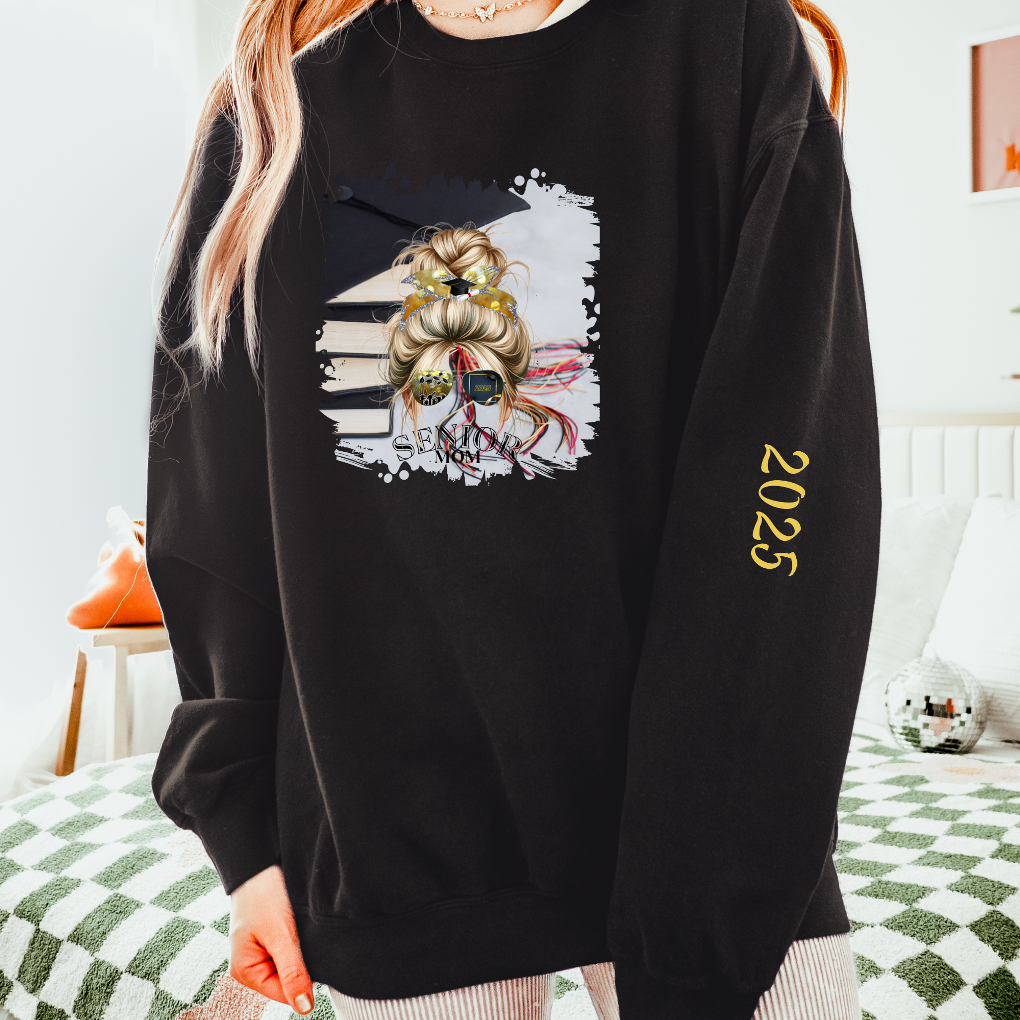 Senior Mom, Cap & Books, Blond Hair Messy Bun, Unisex Lightweight Crewneck Sweatshirt
