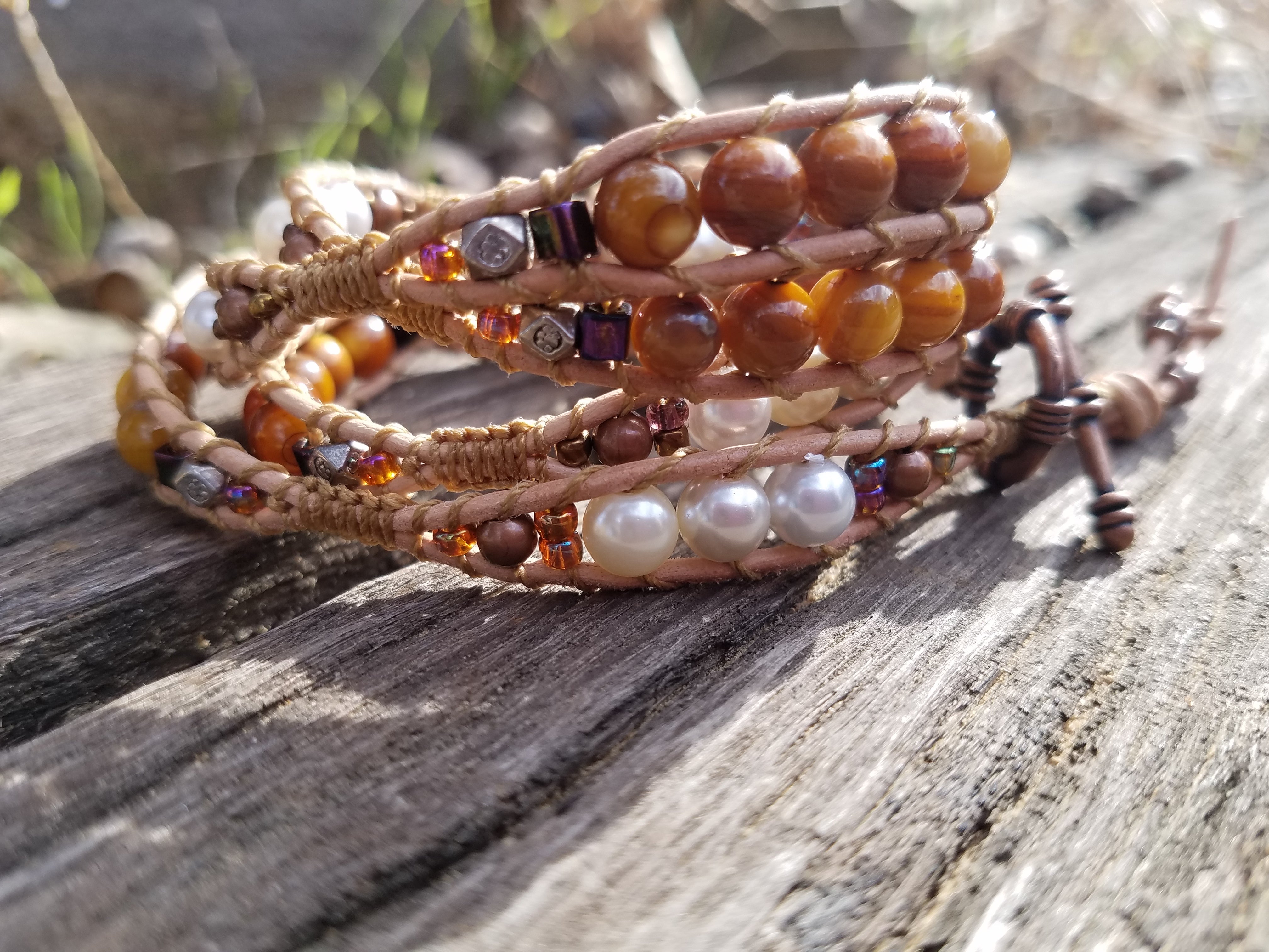 Bracelet Handmade, 4-Wrap Leather Bracelet, Pearl & Rivershell Beads (G30)