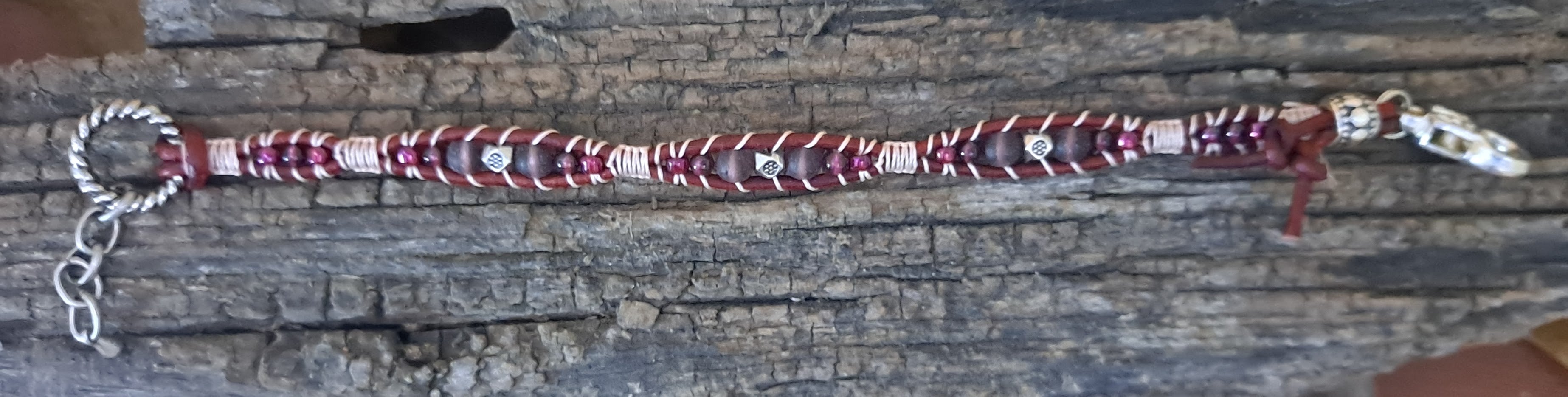 Bracelet Handmade, Single Wrap Leather Bracelet, Glass Beads (J82)