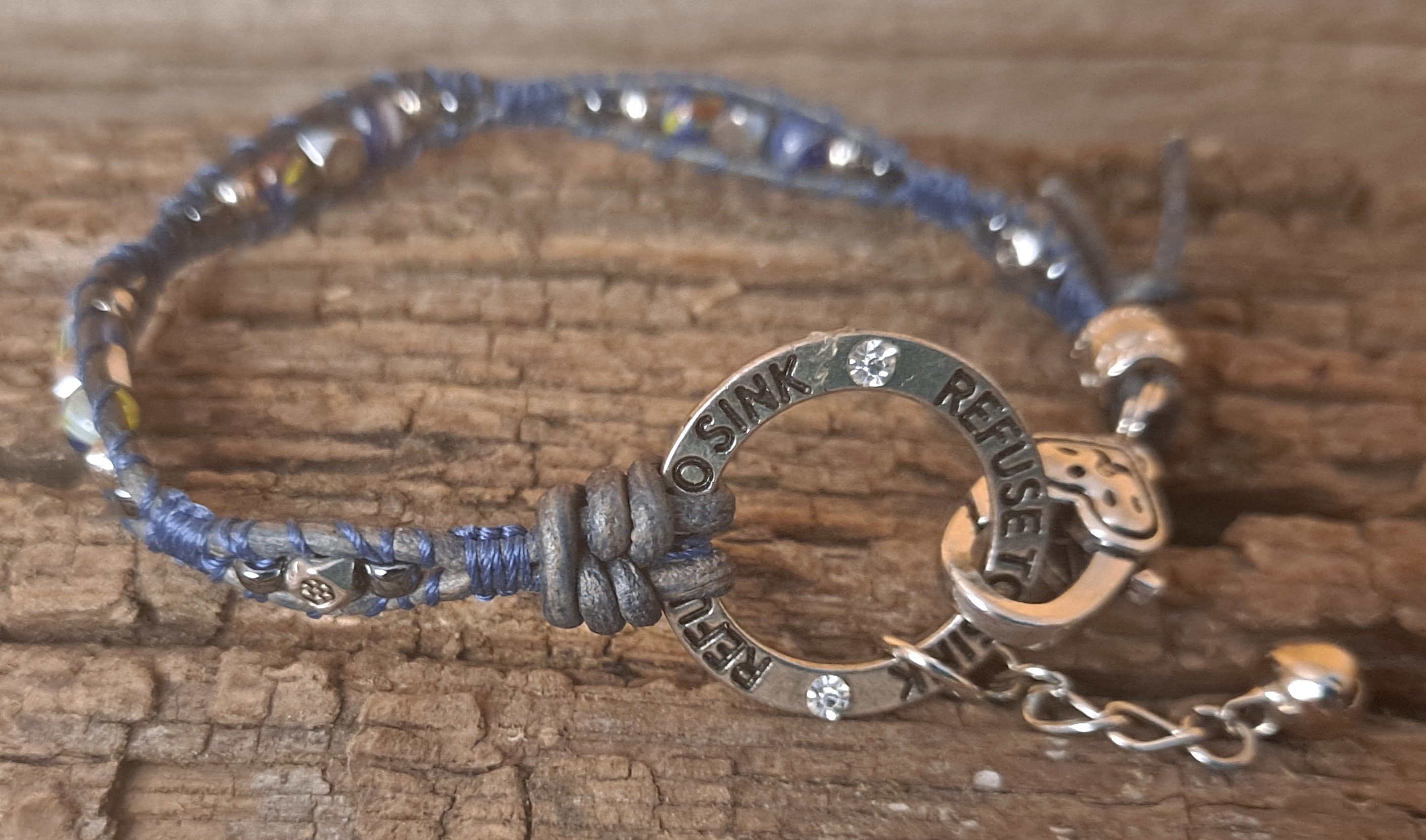Bracelet Handmade, Single Wrap Leather Bracelet, Glass Beads (EM57)