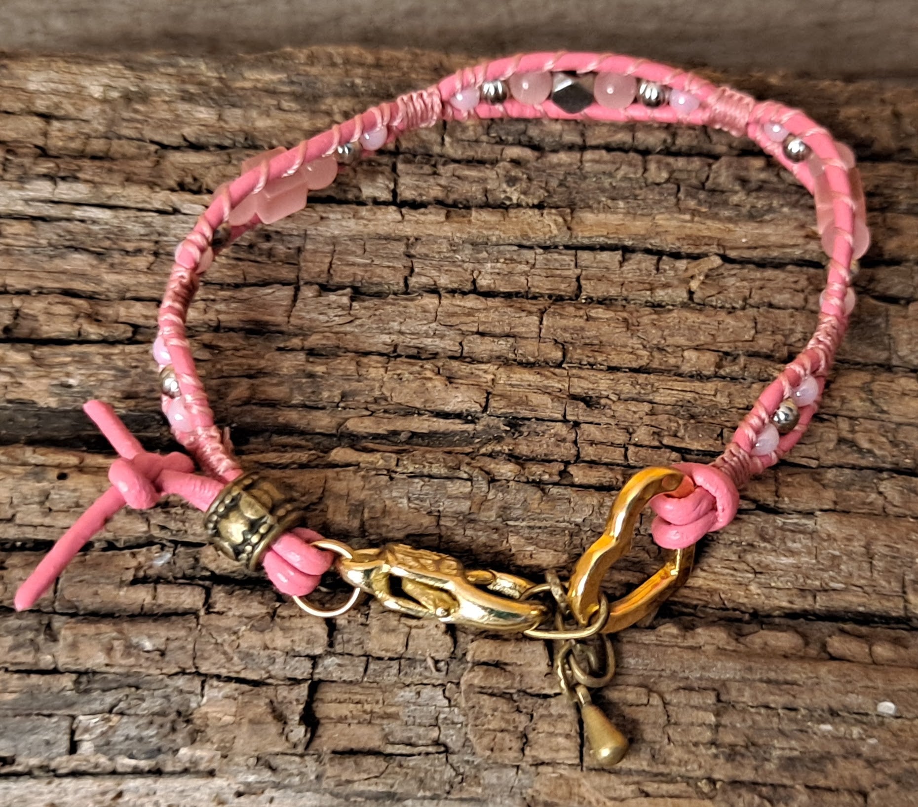 Bracelet Handmade, Single Wrap Leather Bracelet, Glass Beads (J98)