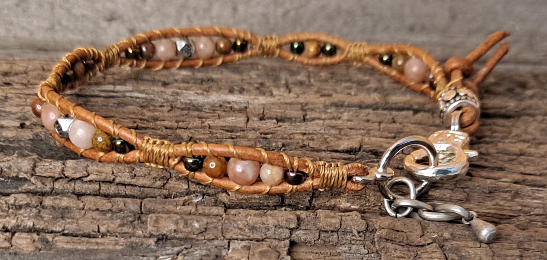Bracelet Handmade, Single Wrap Leather Bracelet, Agate Beads (G15)