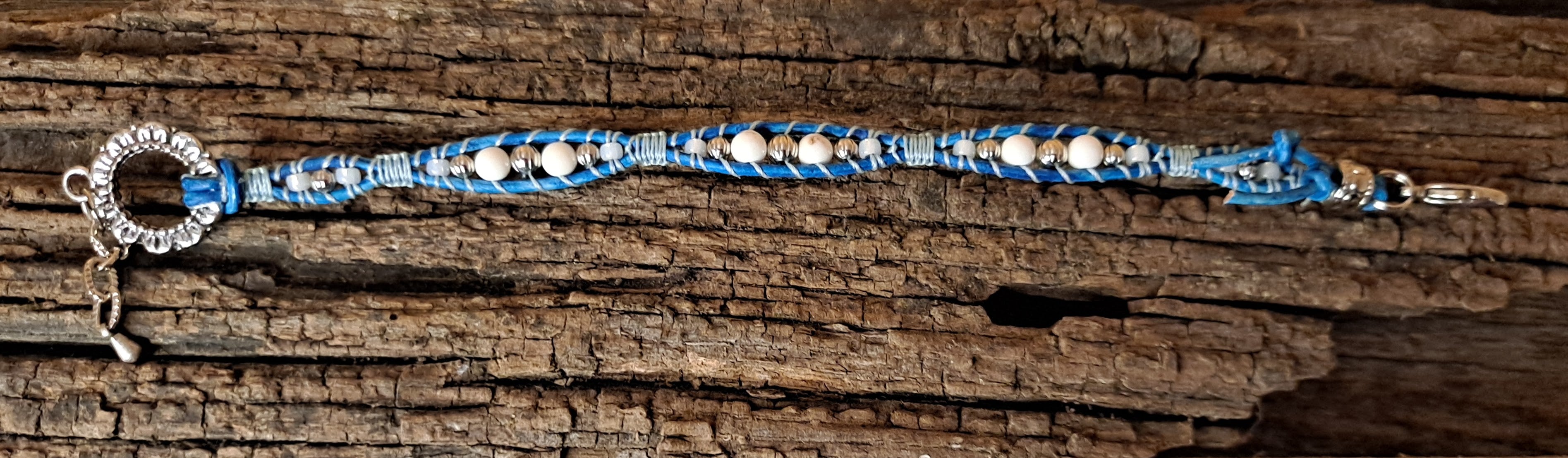 Bracelet Handmade, Single Wrap Leather Bracelet, Magnesite Beads (J89)