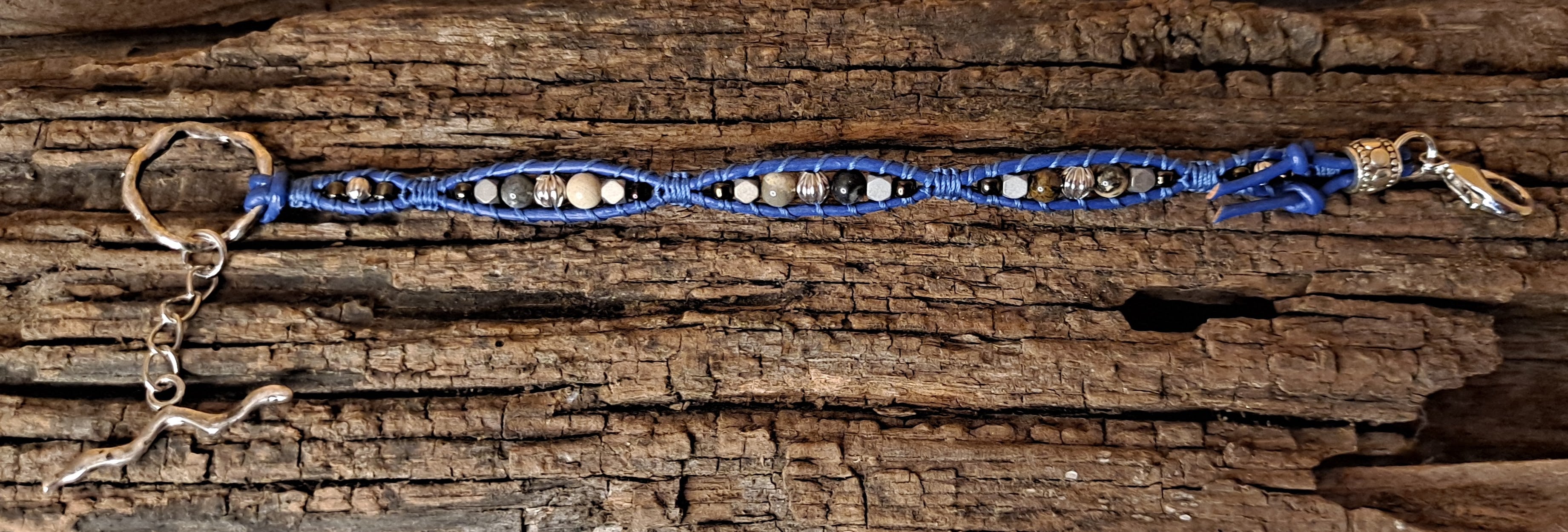 Bracelet Handmade, Single Wrap Leather Bracelet, Agate Beads (J47)