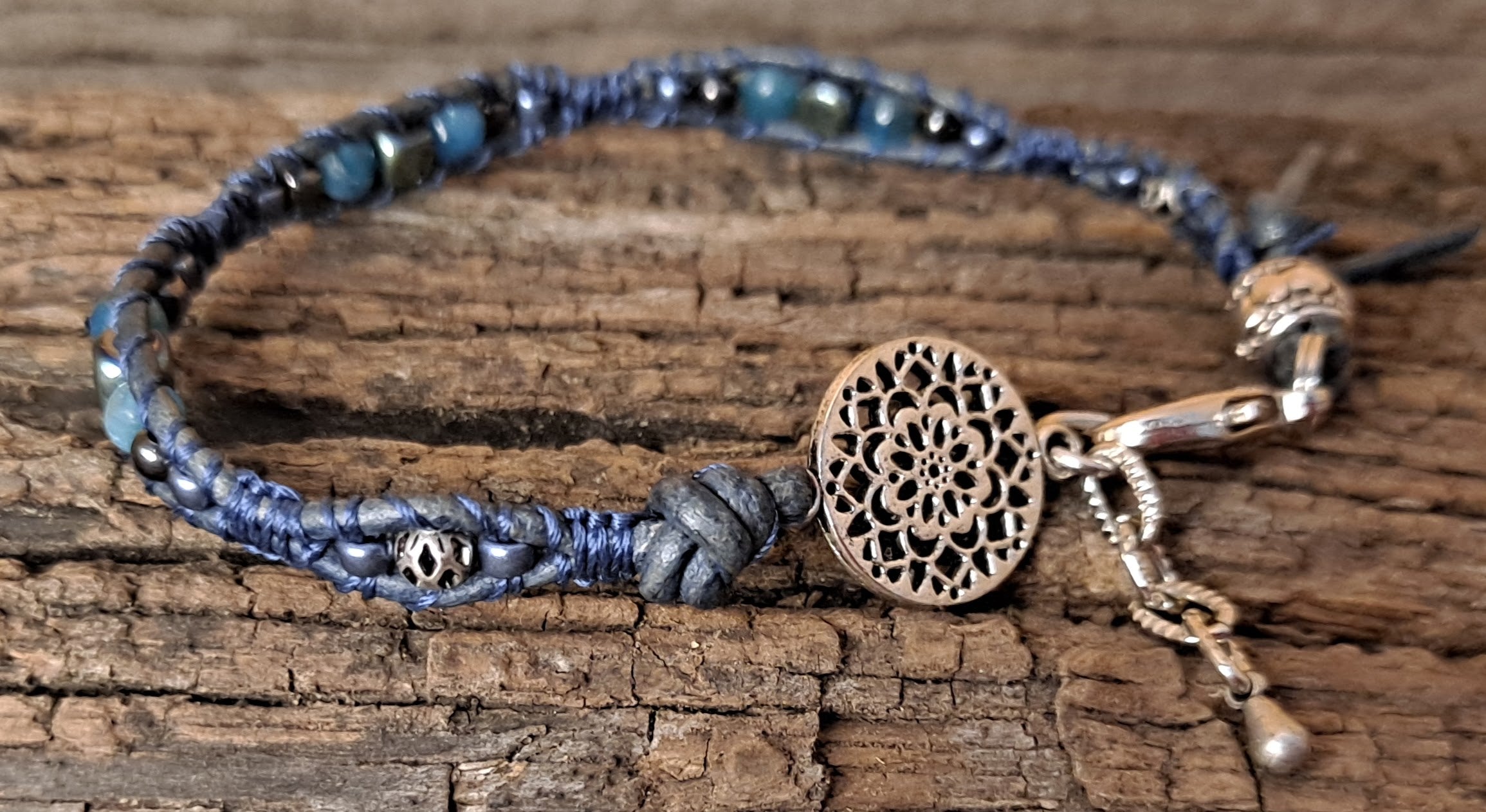 Bracelet Handmade, Single Wrap Leather Bracelet, Apatite Beads (E34)