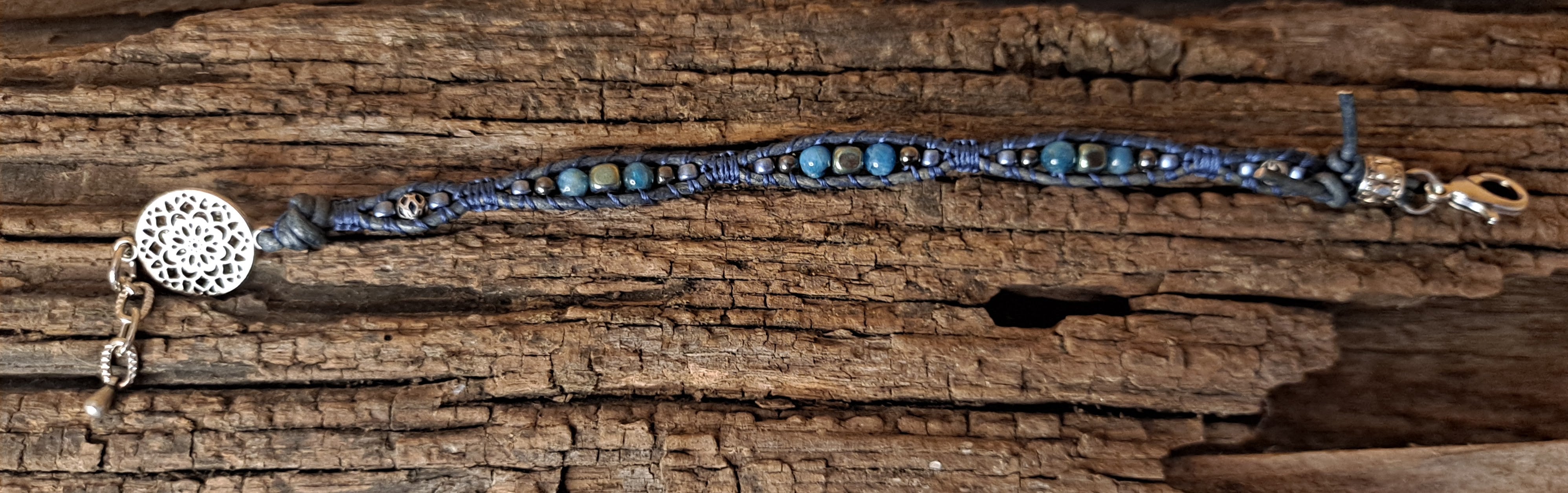 Bracelet Handmade, Single Wrap Leather Bracelet, Apatite Beads (E34)