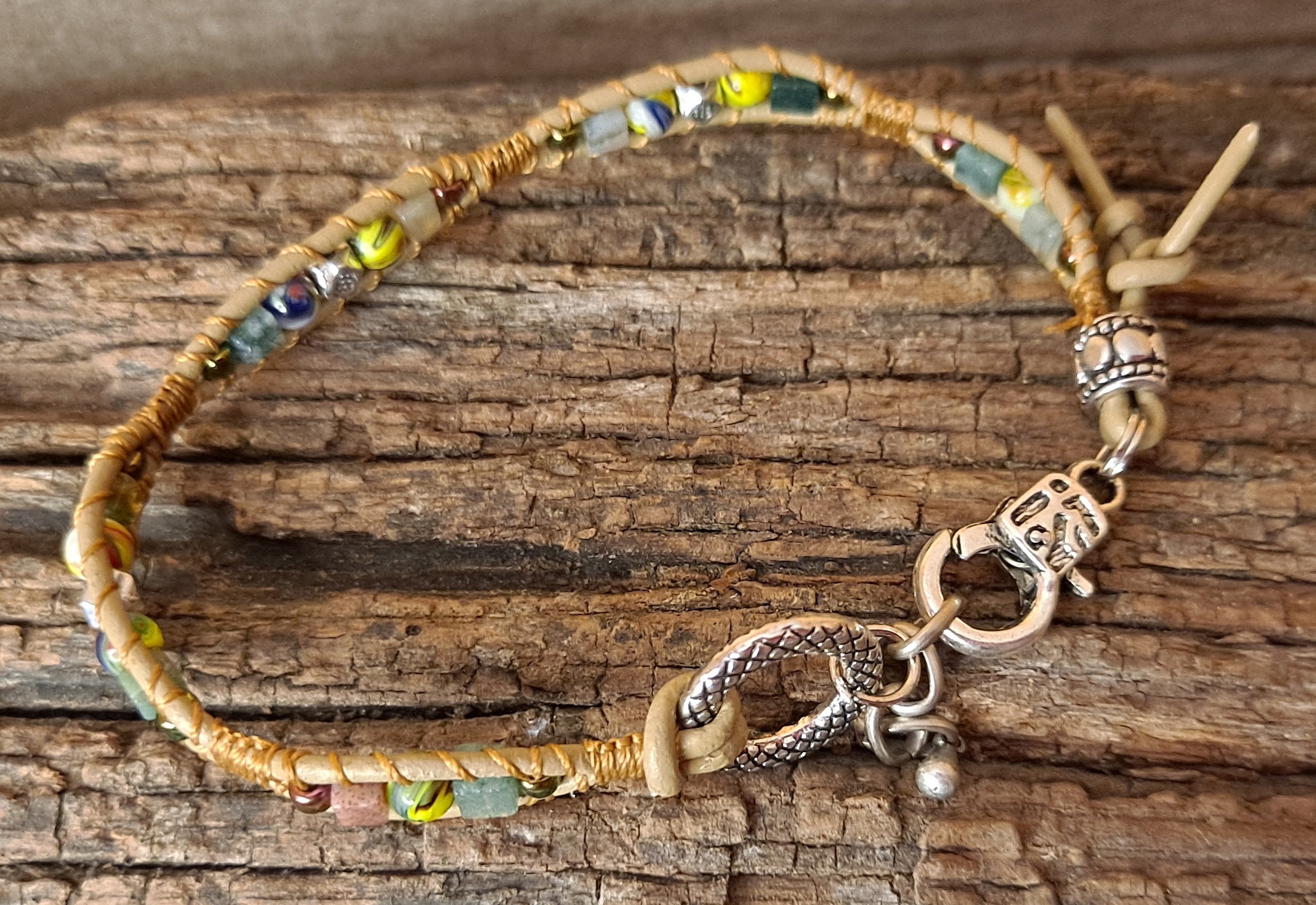 Bracelet Handmade, Single Wrap Leather Bracelet, Glass Beads (J91)