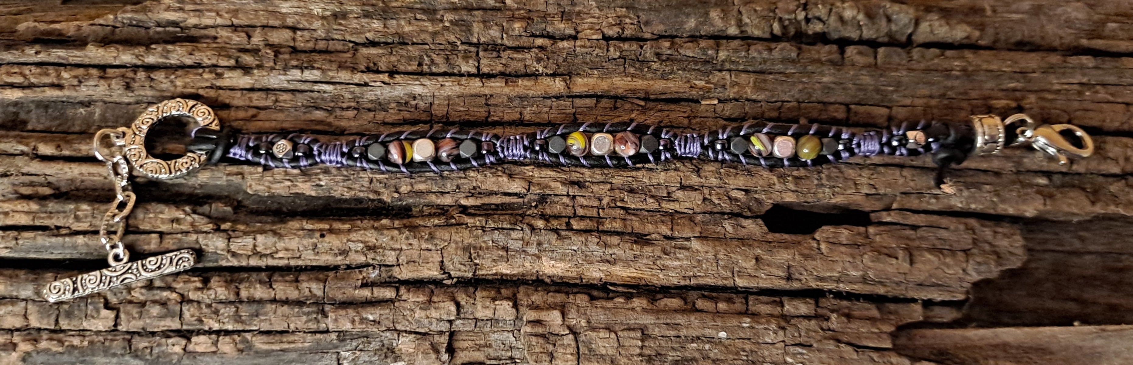 Bracelet Handmade, Single Wrap Leather Bracelet, Glass Beads (C49)