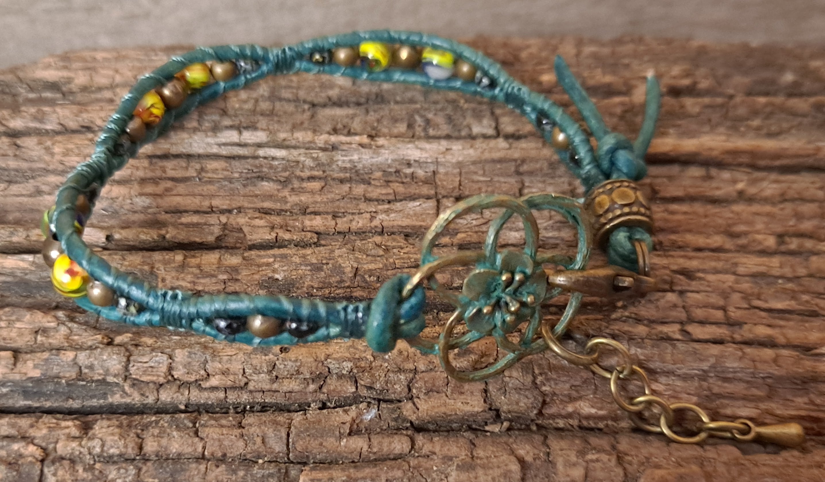 Bracelet Handmade, Single Wrap Leather Bracelet, Glass Beads (J60)