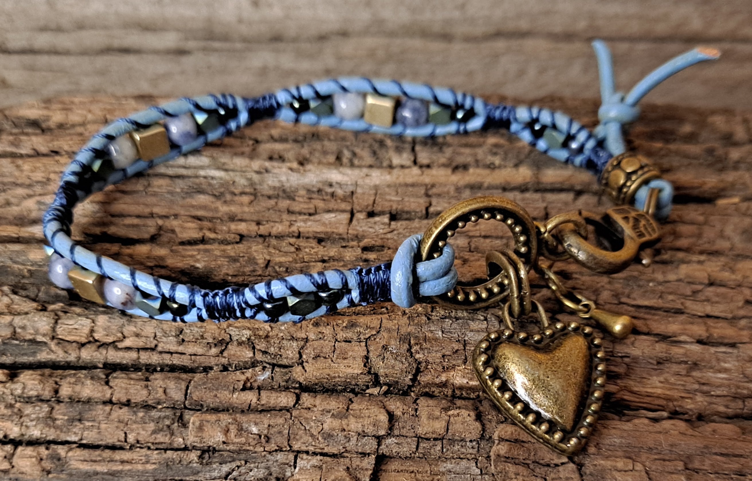 Bracelet Handmade, Single Wrap Leather Bracelet, Sodalite Beads (J85)