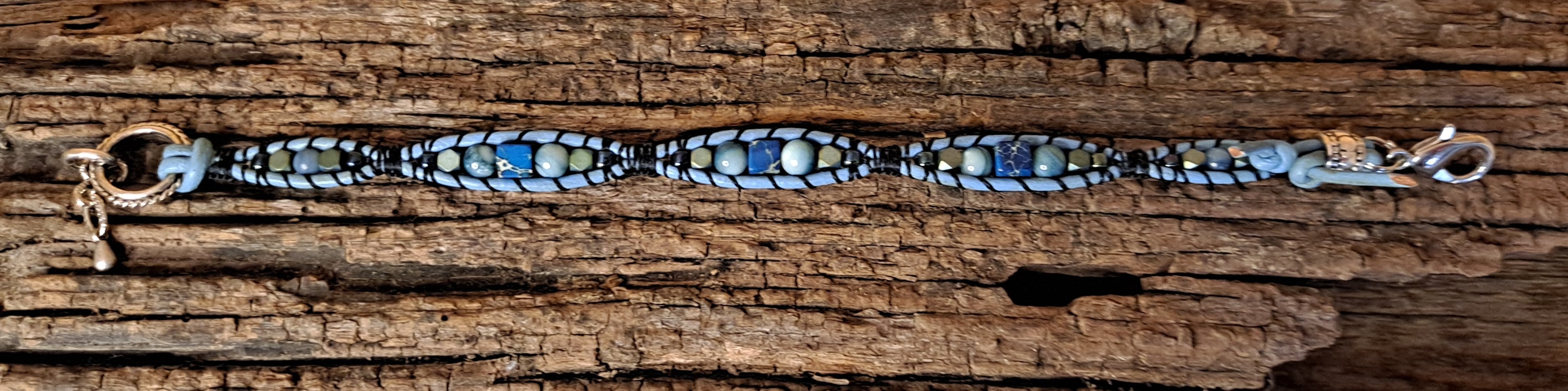 Bracelet Handmade, Single Wrap Leather Bracelet, Rivershell Beads (G14)