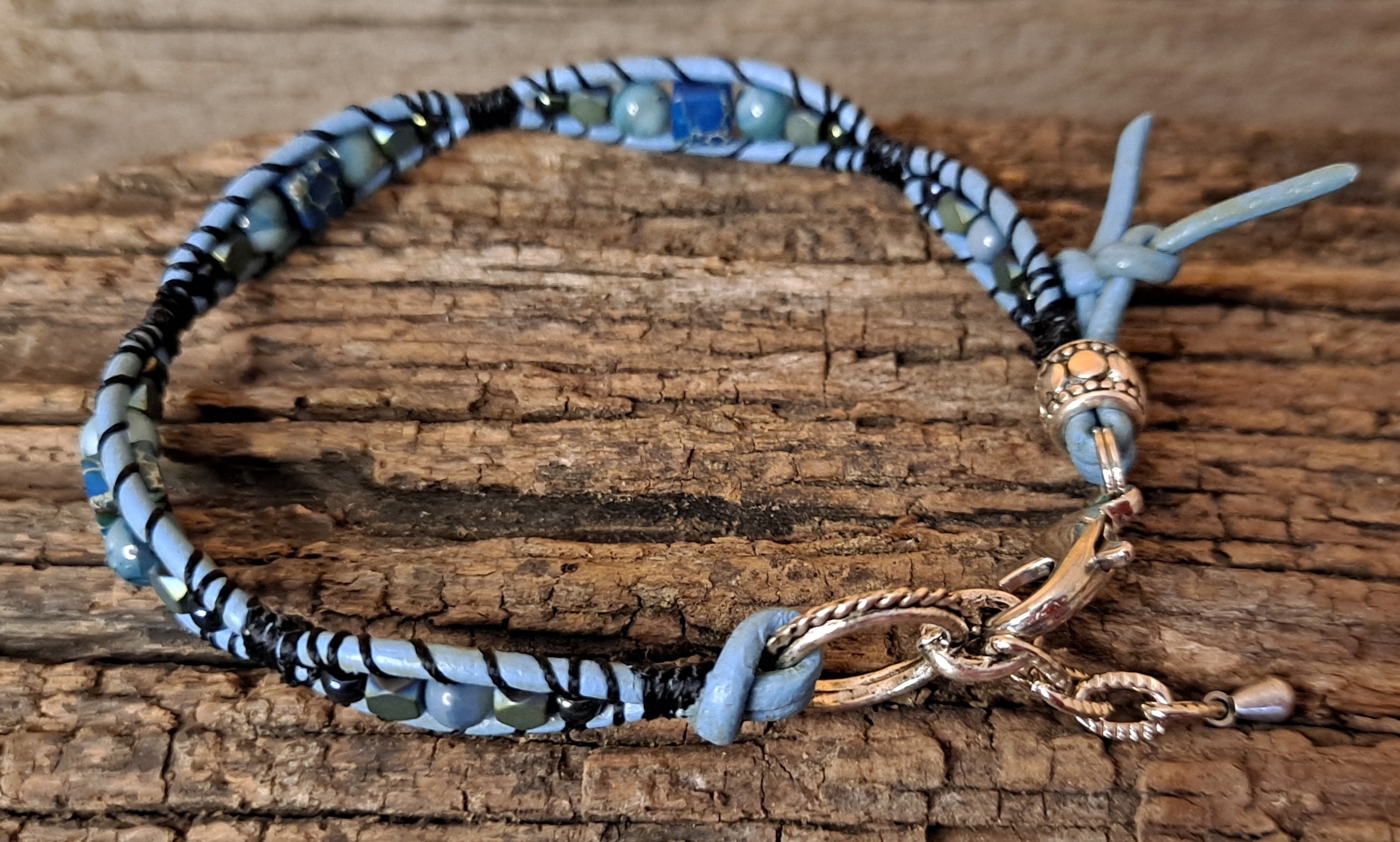Bracelet Handmade, Single Wrap Leather Bracelet, Rivershell Beads (G14)