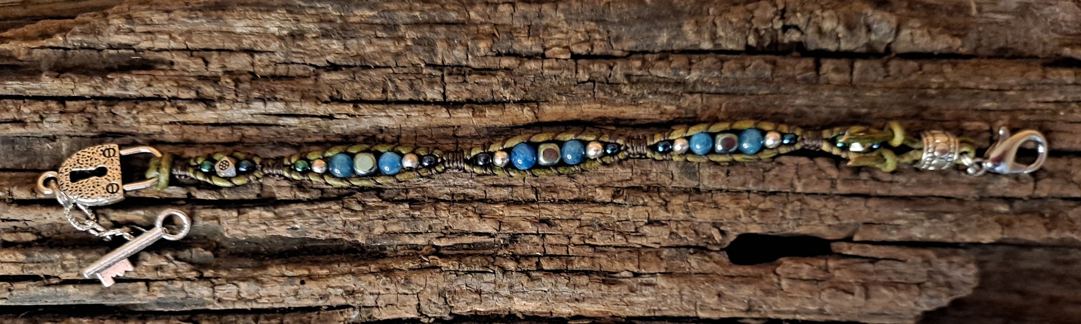 Bracelet Handmade, Single Wrap Leather Bracelet, Apatite Beads (E48)