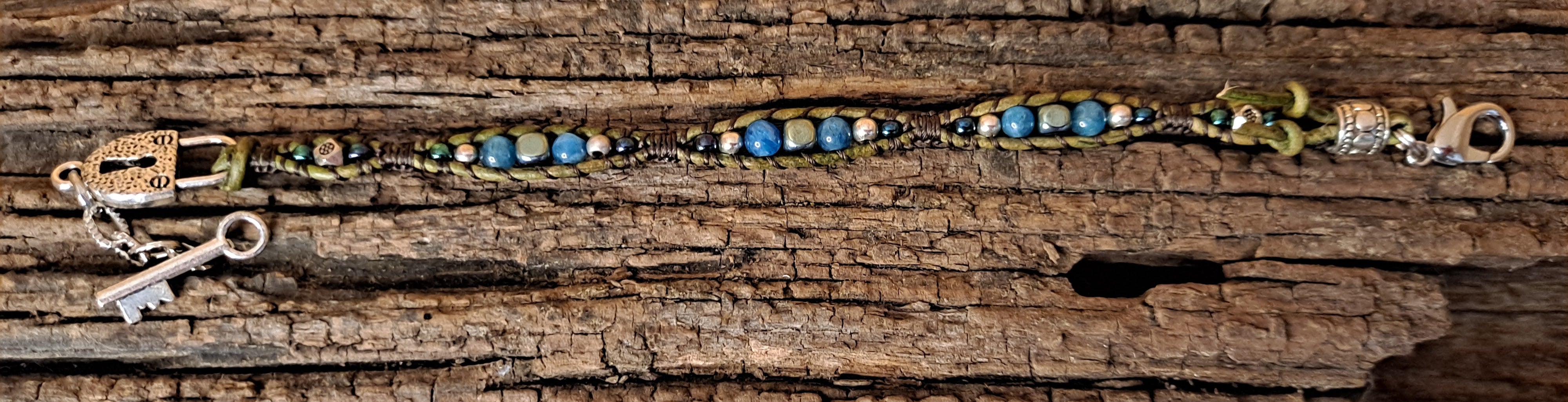 Bracelet Handmade, Single Wrap Leather Bracelet, Apatite Beads (E48)