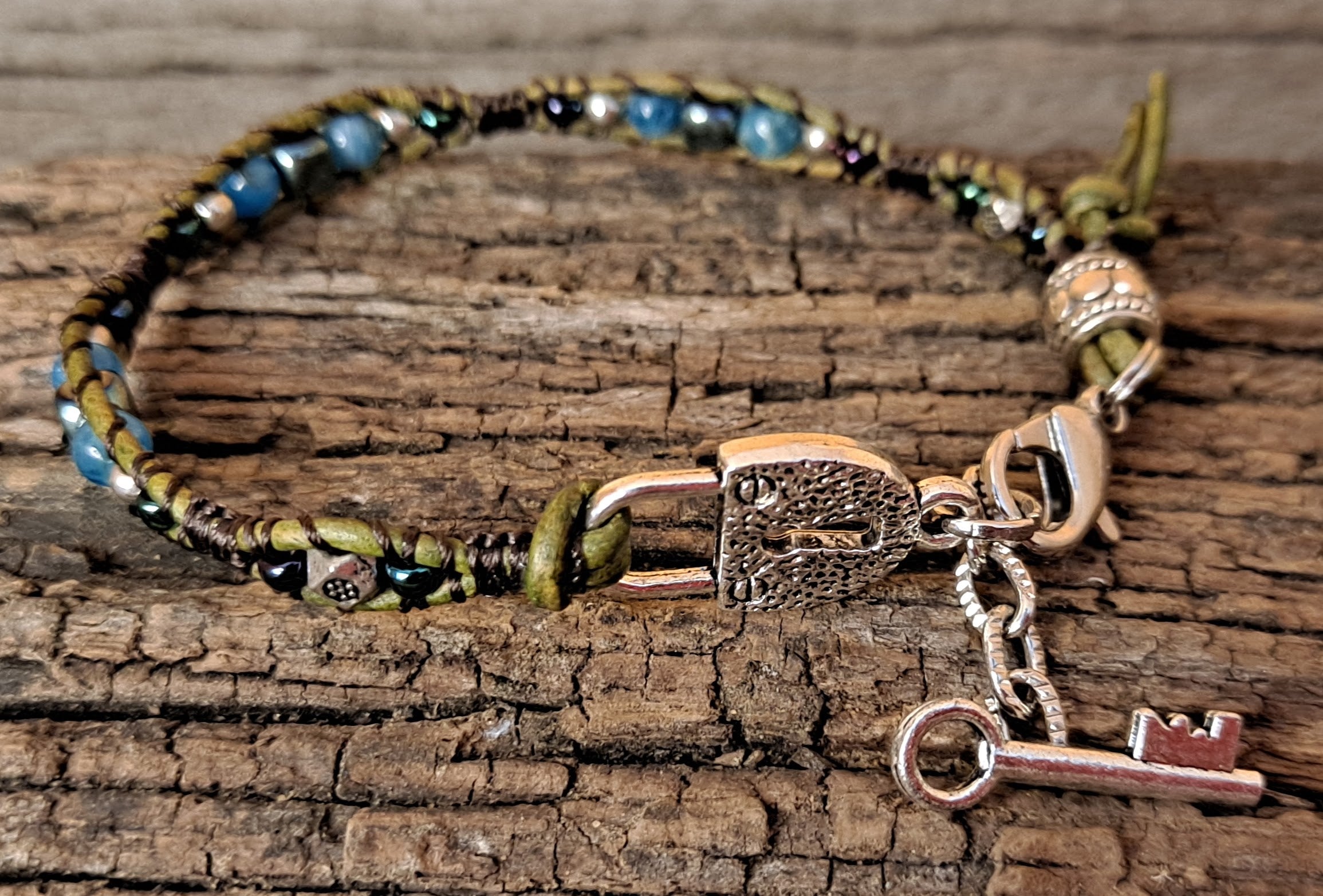 Bracelet Handmade, Single Wrap Leather Bracelet, Apatite Beads (E48)