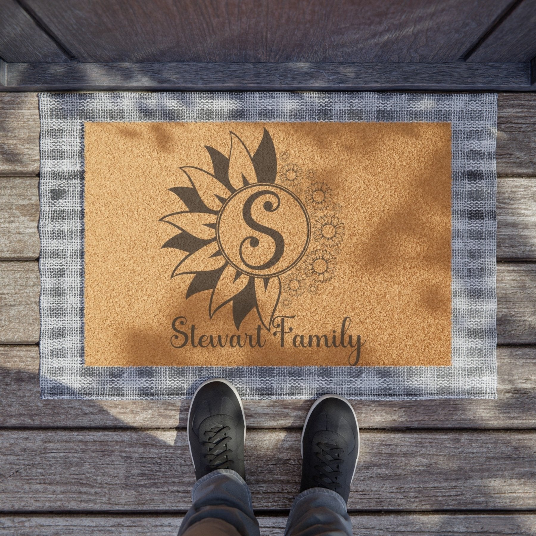 Flowers Personalized Monogram Coir 24 x 16" Doormat, Name Family - Janlyn's Crafts